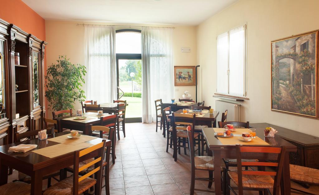パルマ Agriturismo Il Mondoゲストハウス エクステリア 写真