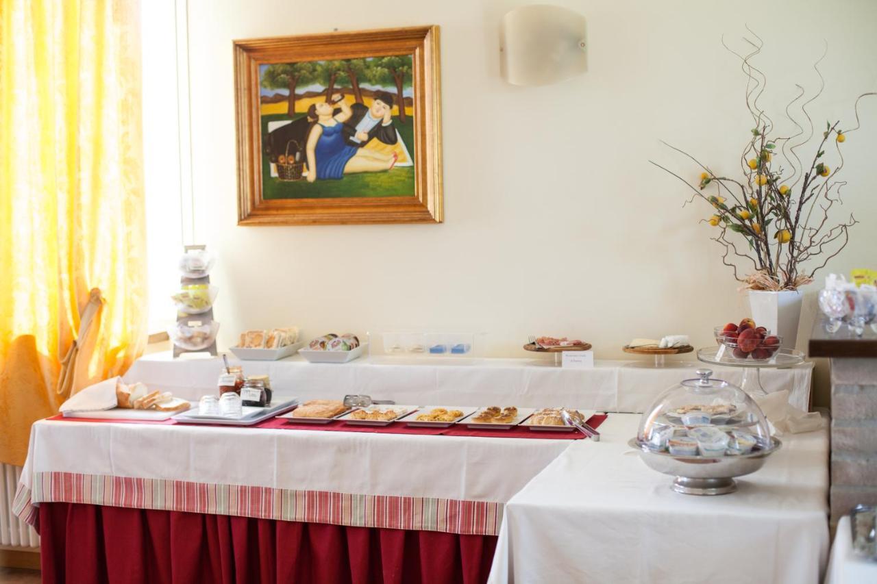 パルマ Agriturismo Il Mondoゲストハウス エクステリア 写真